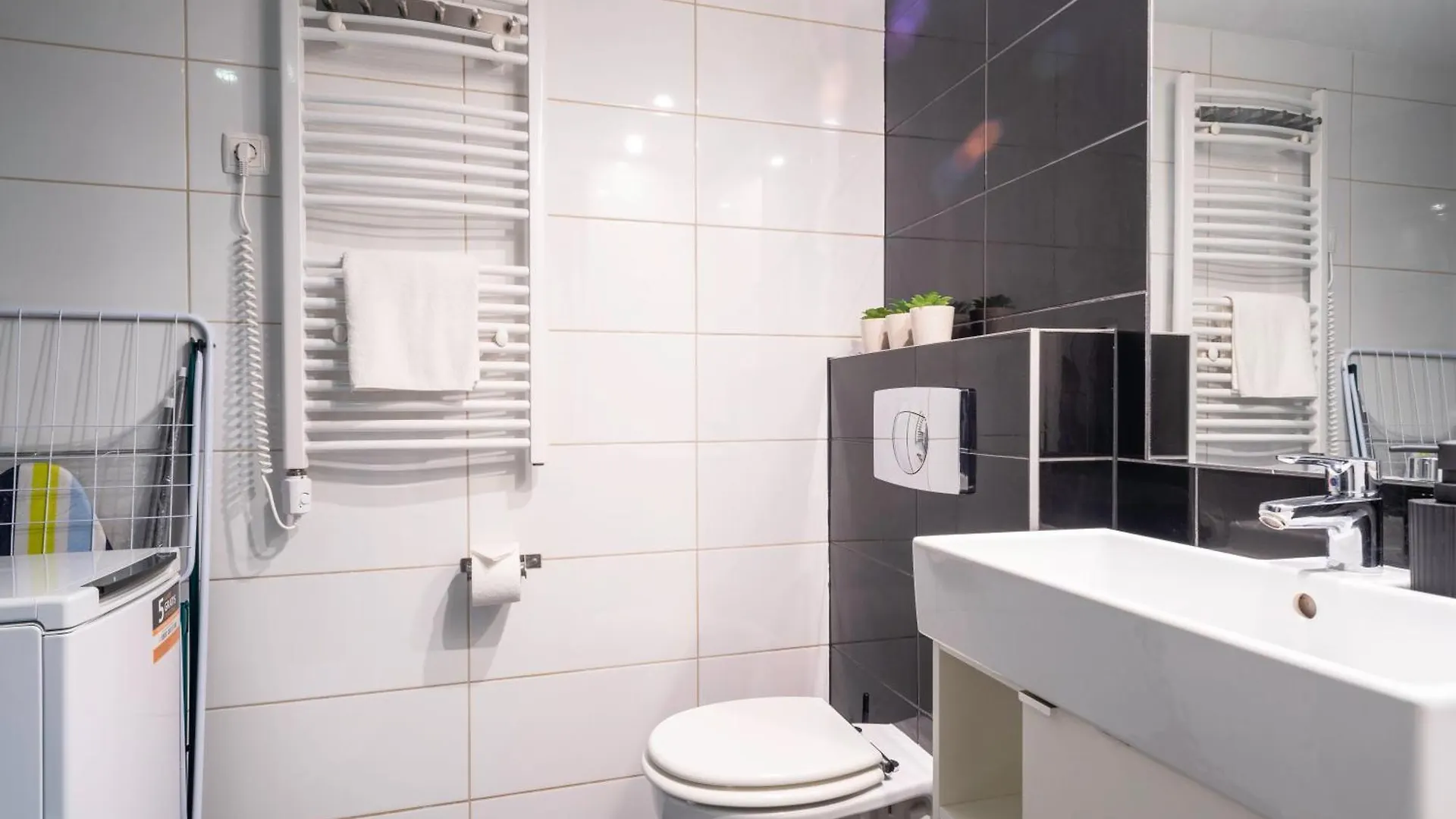 Amethyst Apartments - Kadar Budapest 0*,  Hungary