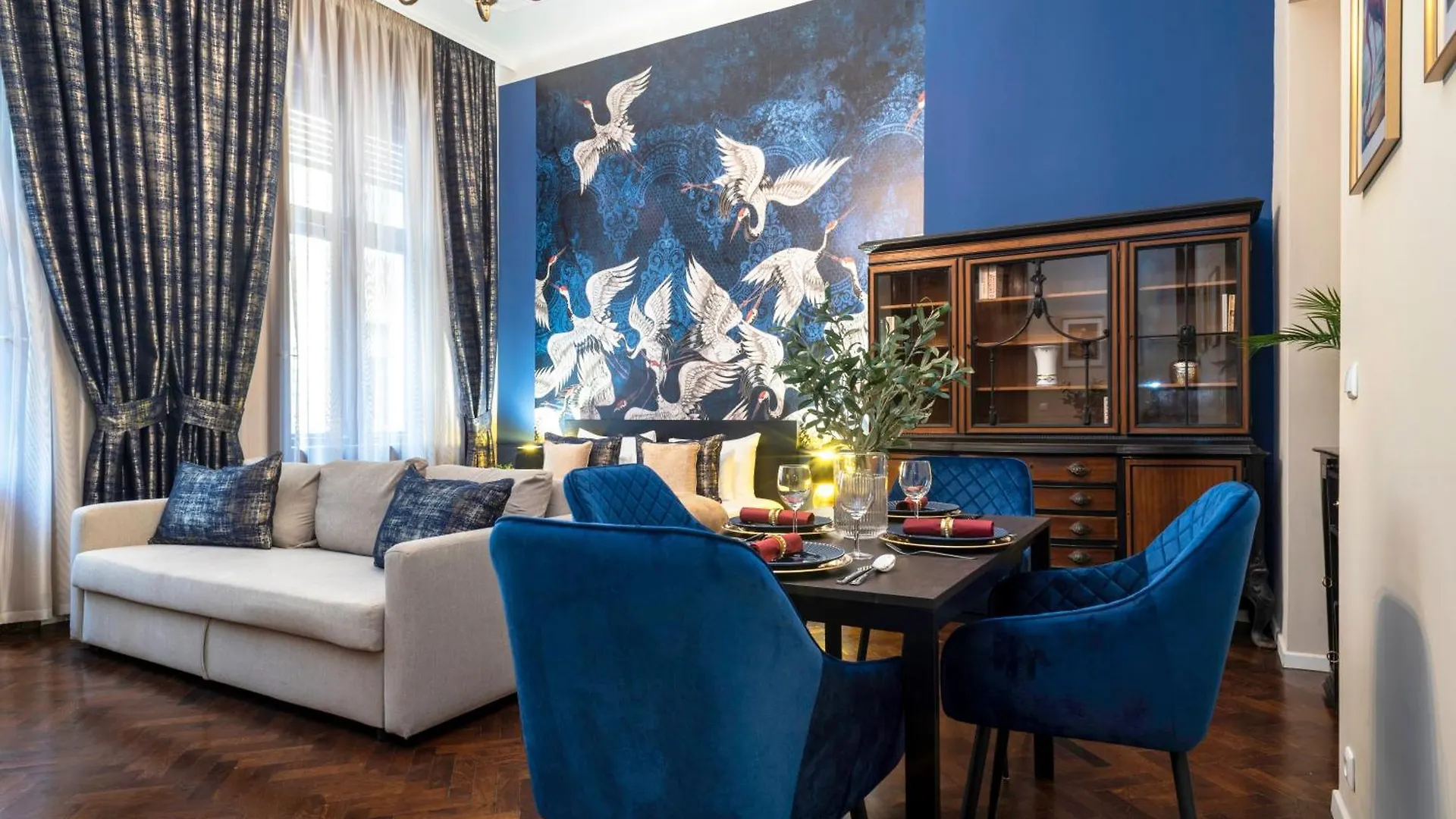 Amethyst Apartments - Kadar location